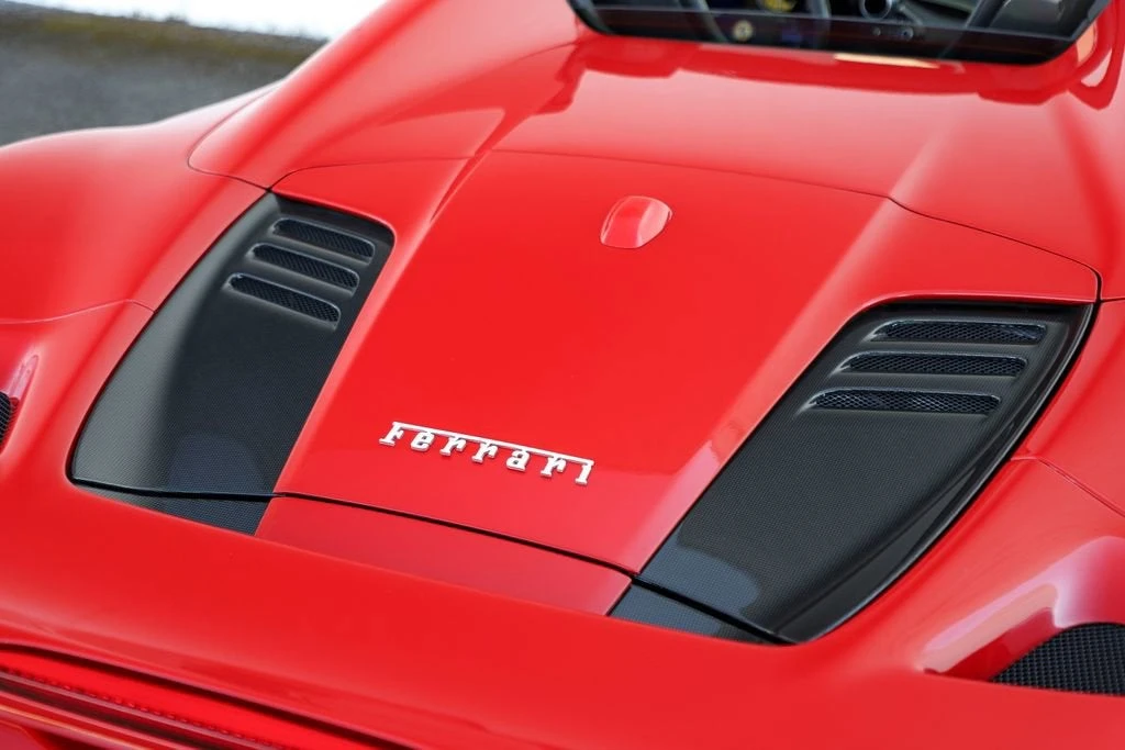 2022 Ferrari F8 Spider - Image 28 of 31