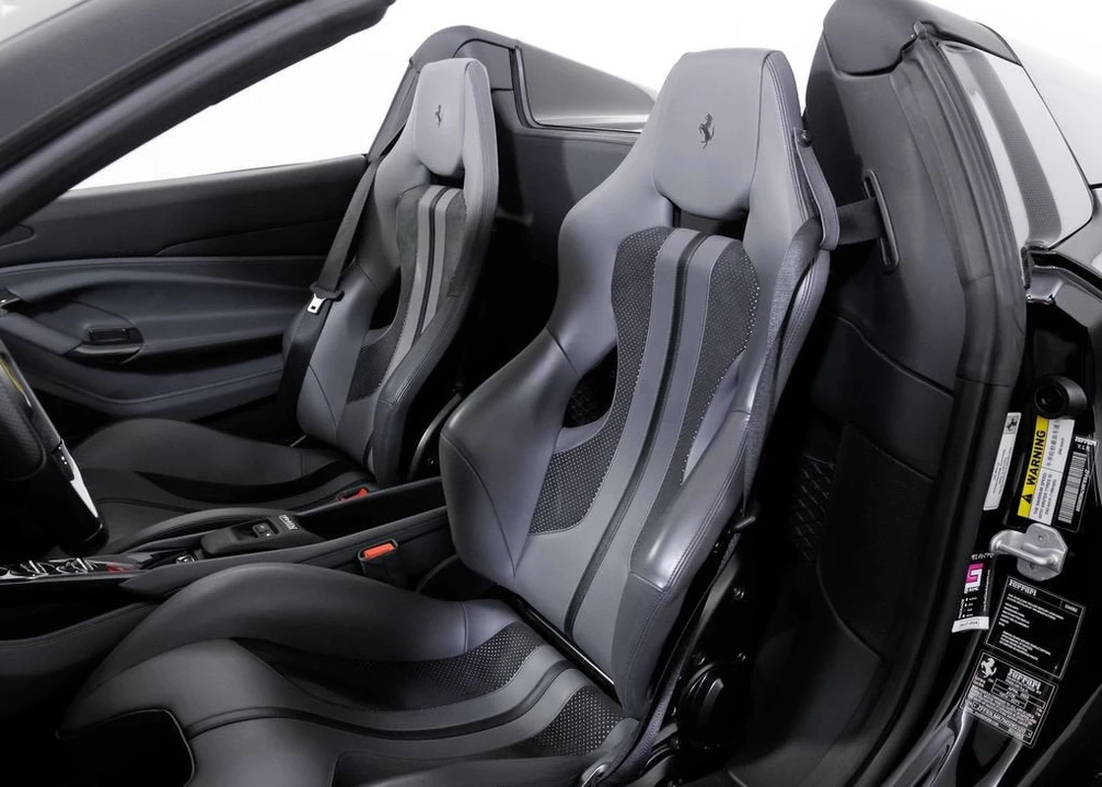 2022 Ferrari F8 Spider - Image 24 of 31