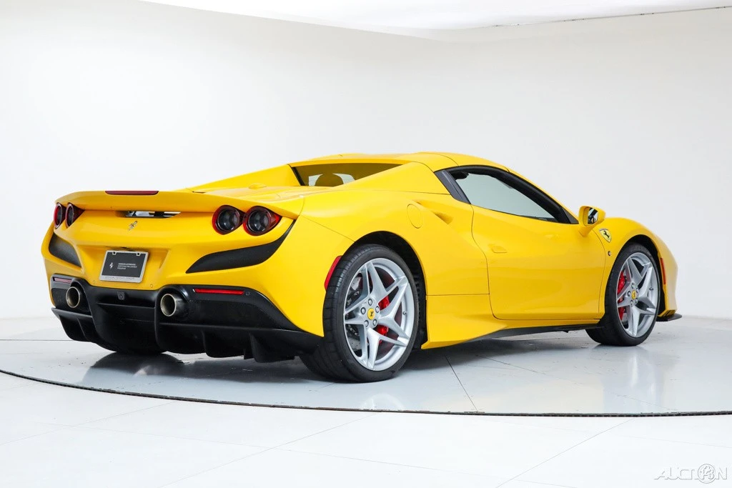 2022 Ferrari F8 Spider - Image 11 of 21