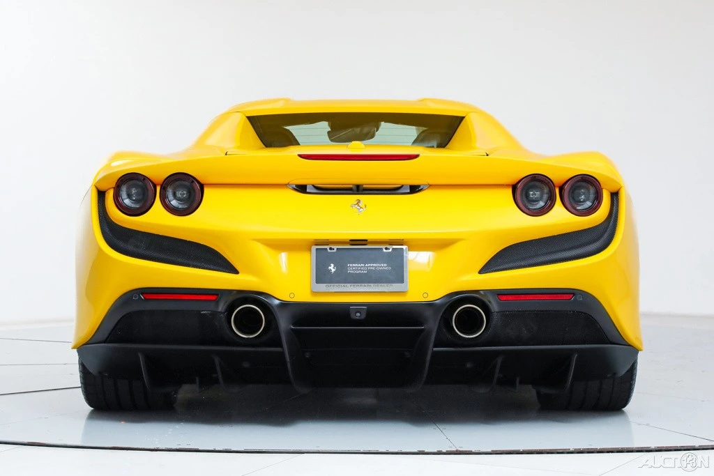 2022 Ferrari F8 Spider - Image 10 of 21