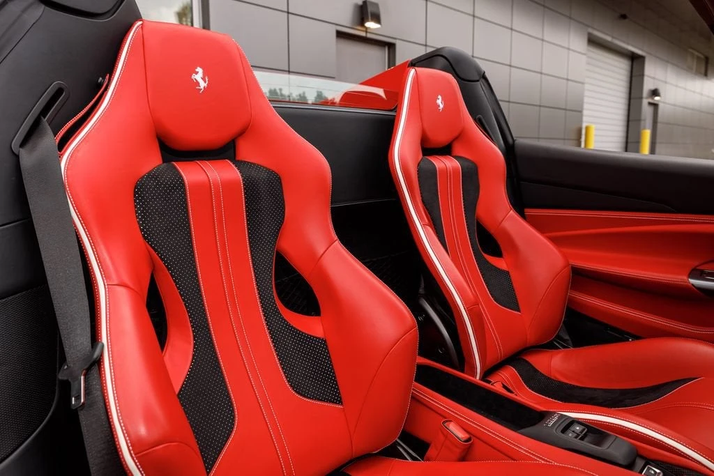 2022 Ferrari F8 Spider - Image 17 of 31