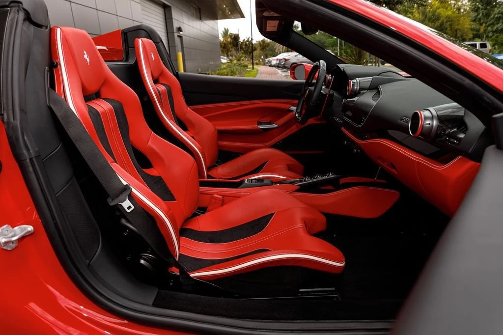 2022 Ferrari F8 Spider - Image 13 of 31
