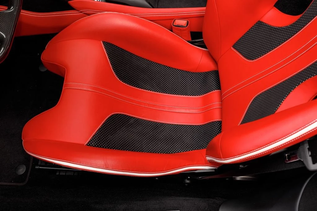 2022 Ferrari F8 Spider - Image 30 of 31