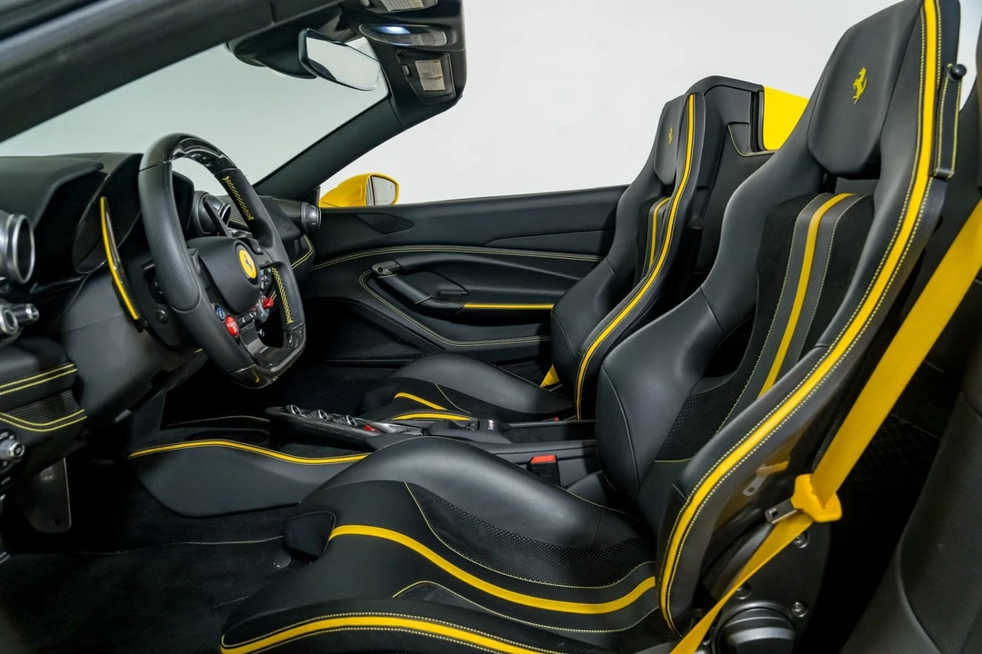 2022 Ferrari F8 Spider - Image 27 of 31