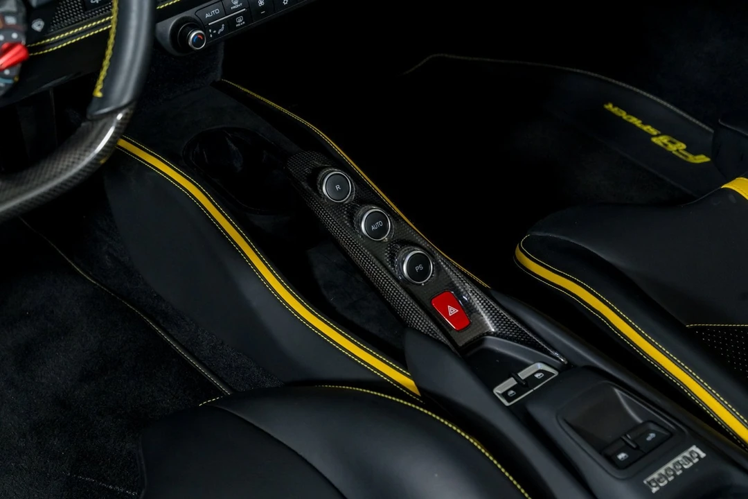 2022 Ferrari F8 Spider - Image 29 of 31