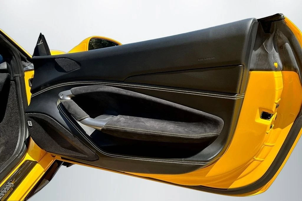 2022 Ferrari F8 Spider - Image 22 of 30
