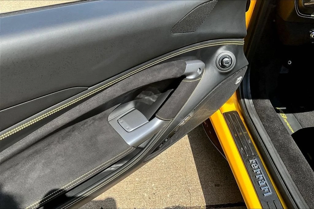 2022 Ferrari F8 Spider - Image 30 of 30