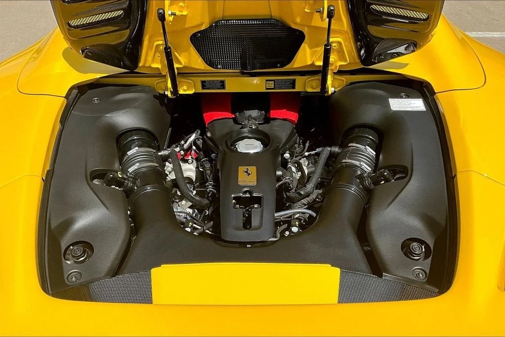 2022 Ferrari F8 Spider - Image 24 of 30