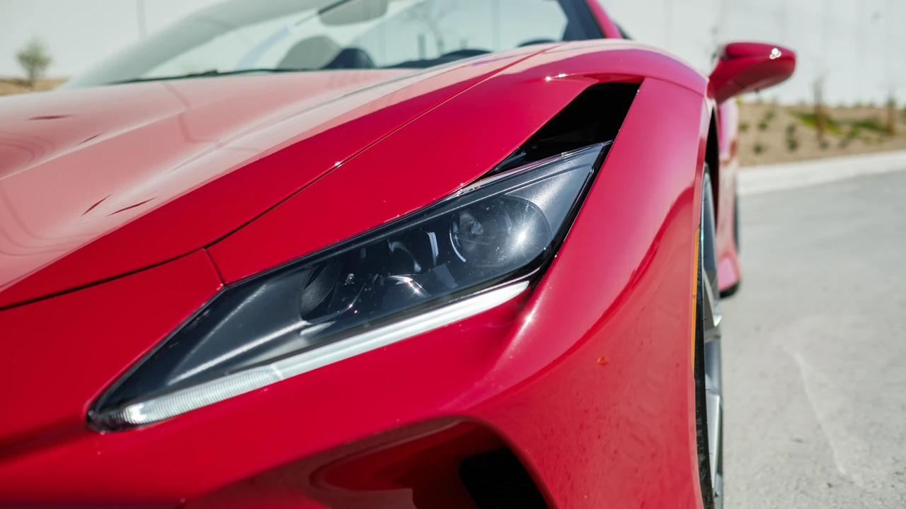 2022 Ferrari F8 Spider - Image 22 of 31