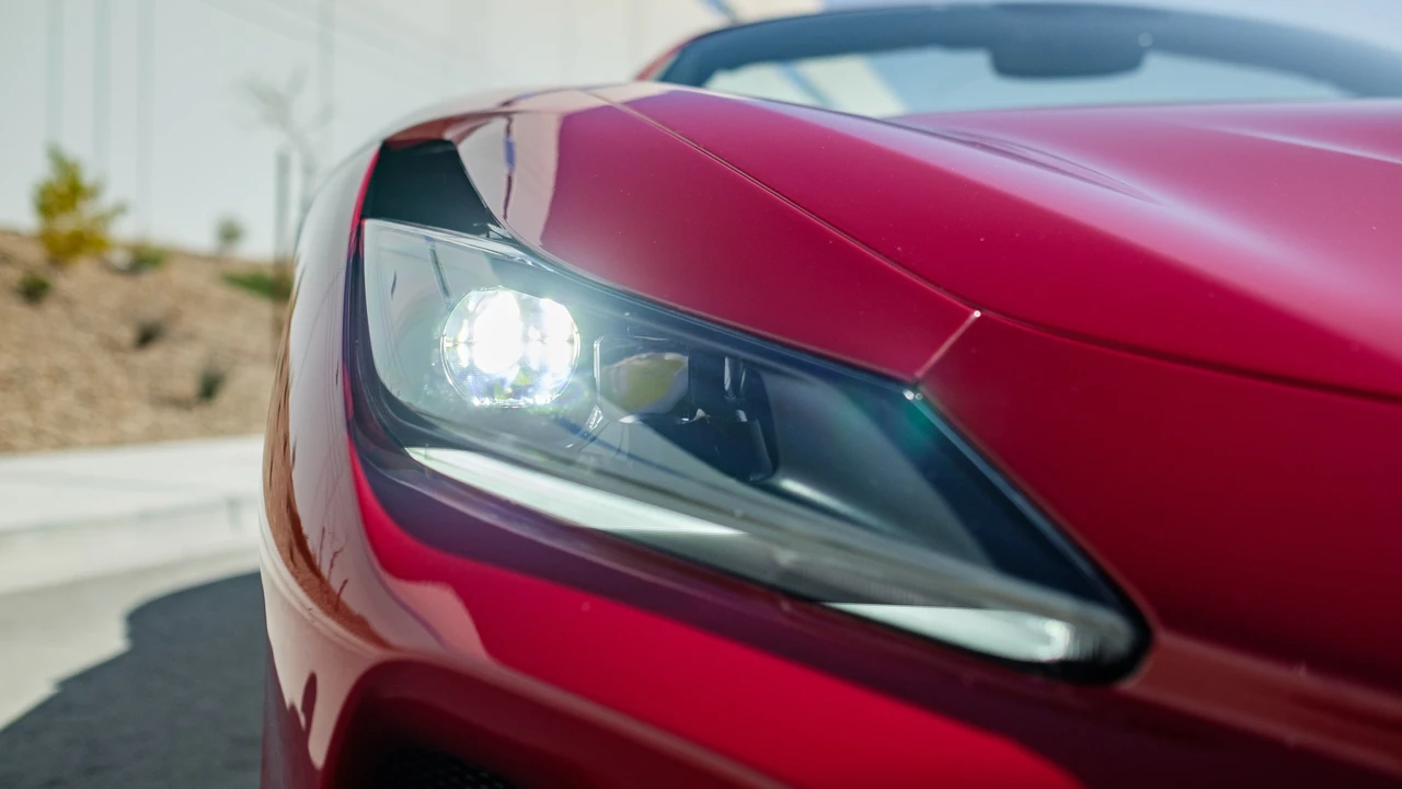 2022 Ferrari F8 Spider - Image 24 of 31
