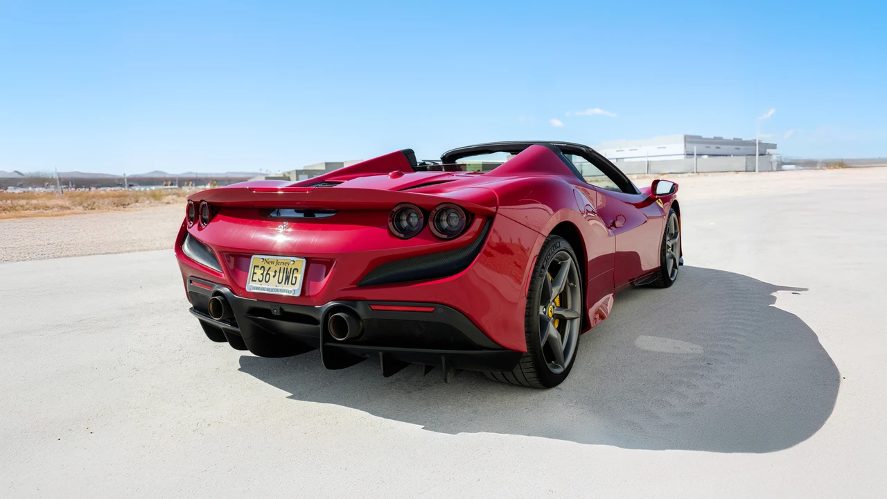 2022 Ferrari F8 Spider - Image 7 of 31