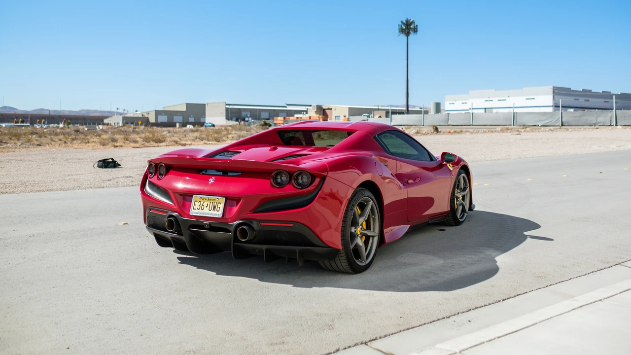 2022 Ferrari F8 Spider - Image 13 of 31