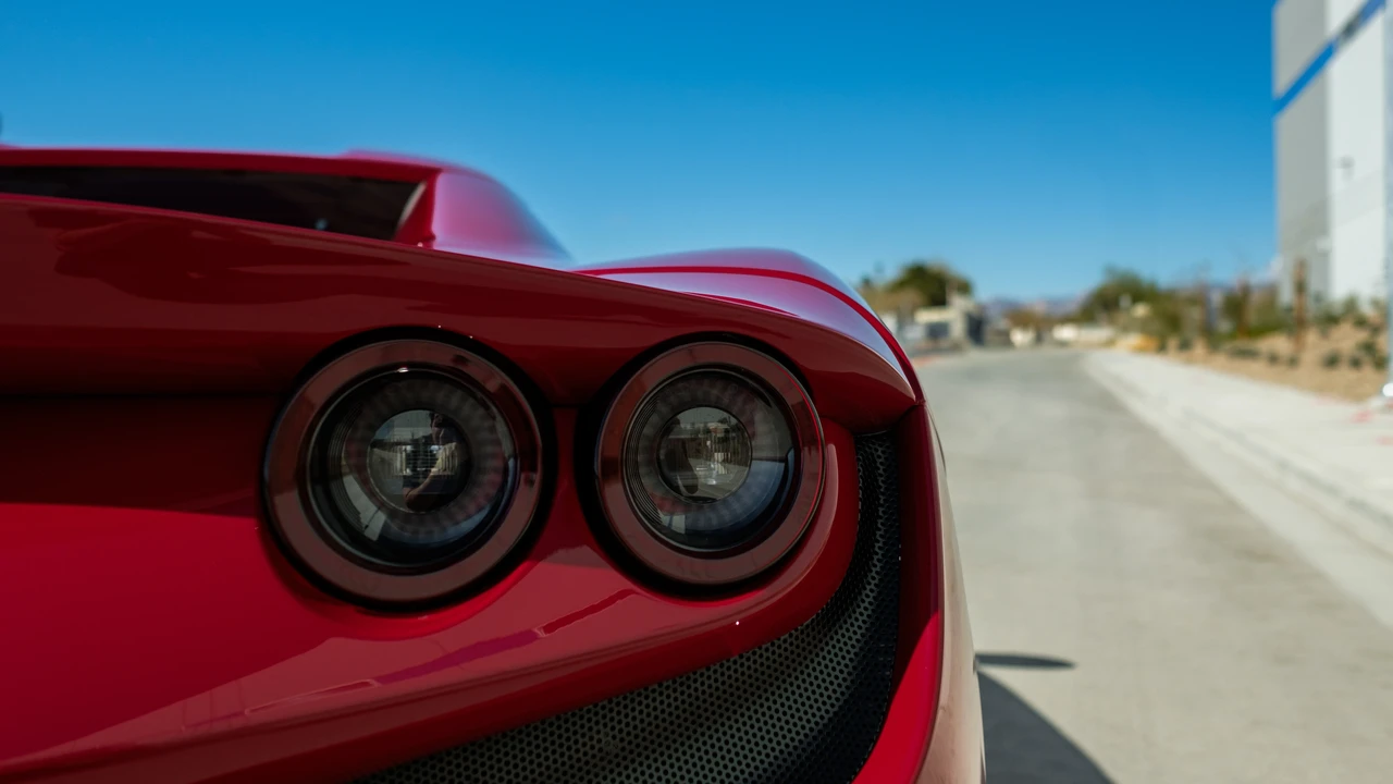 2022 Ferrari F8 Spider - Image 30 of 31