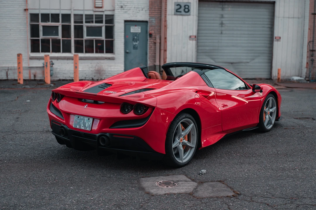 2022 Ferrari F8 Spider - Image 25 of 31