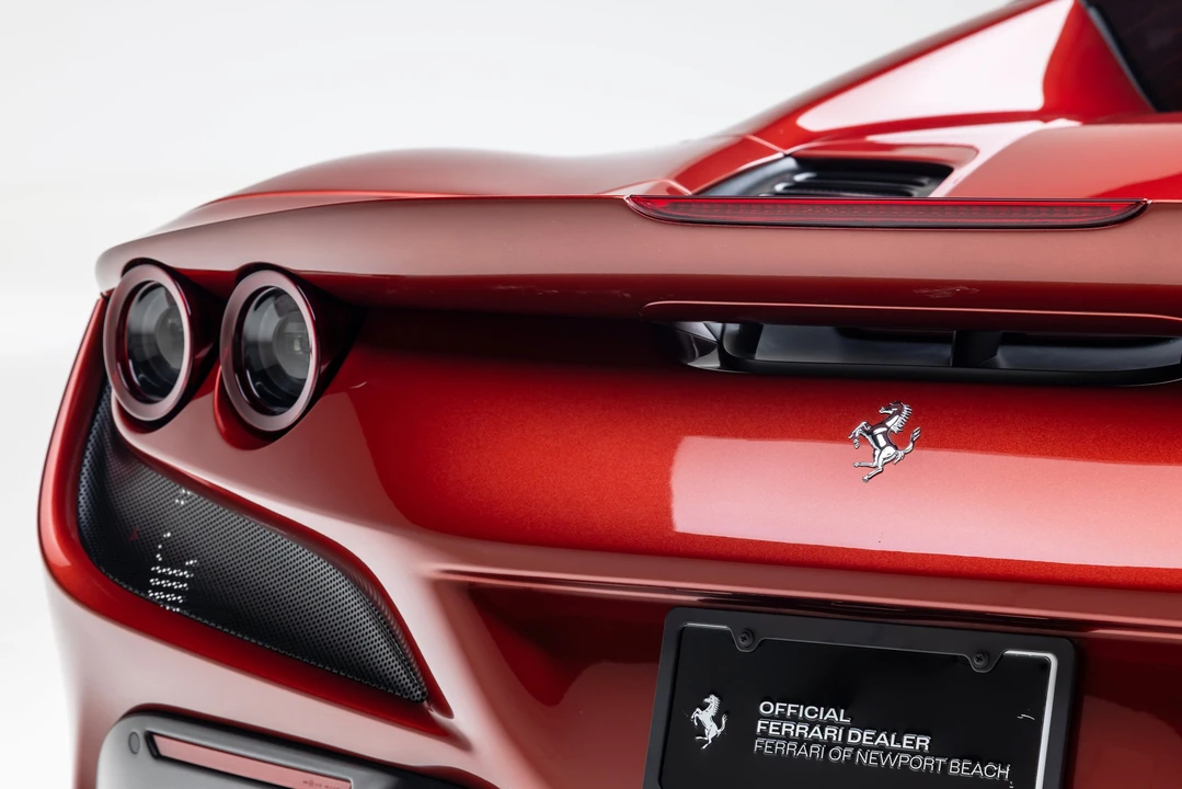 2022 Ferrari F8 Spider - Image 18 of 31