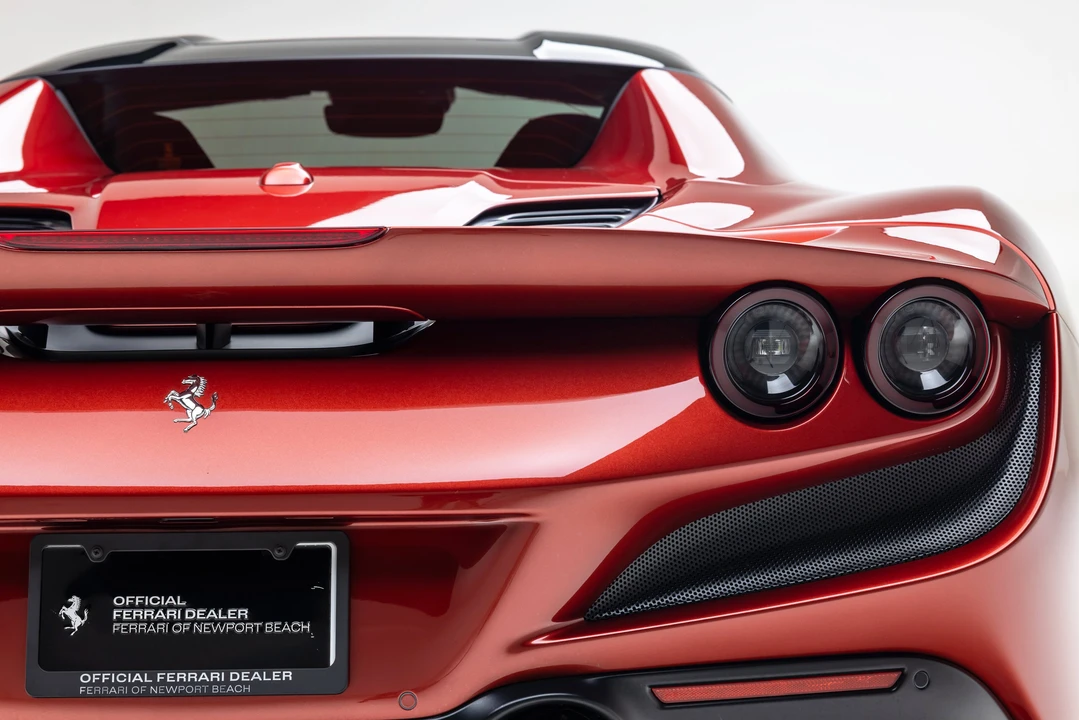 2022 Ferrari F8 Spider - Image 20 of 31