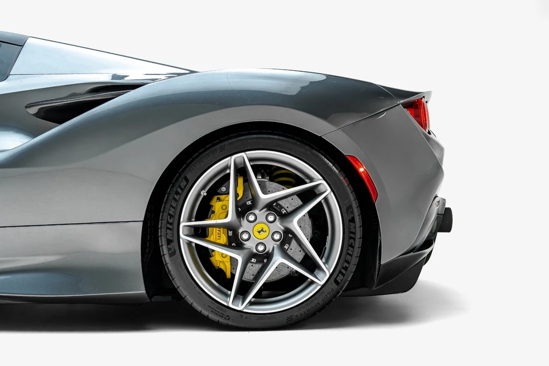 2022 Ferrari F8 Spider - Image 21 of 31