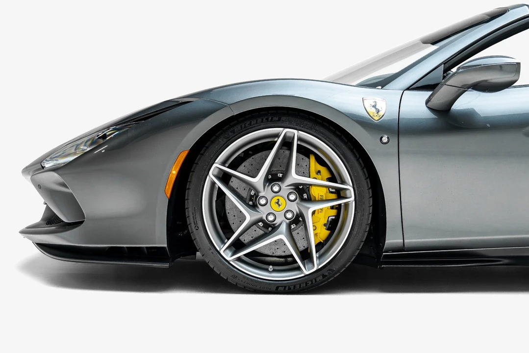 2022 Ferrari F8 Spider - Image 24 of 31