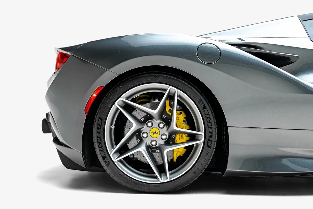 2022 Ferrari F8 Spider - Image 22 of 31