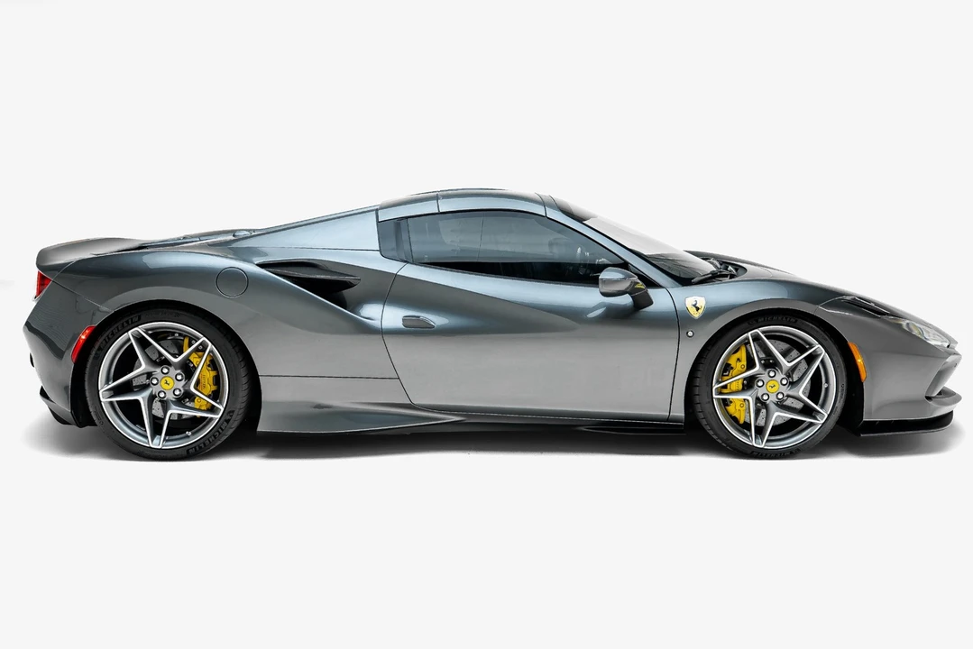 2022 Ferrari F8 Spider - Image 17 of 31