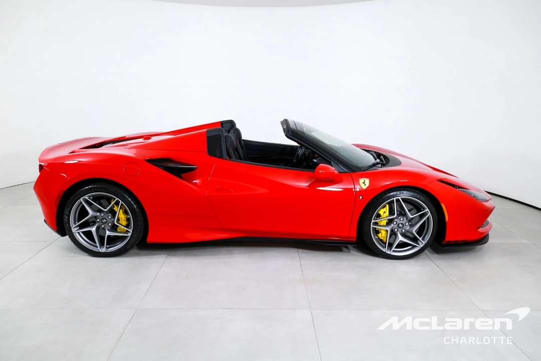 2022 Ferrari F8 Spider - Image 9 of 12
