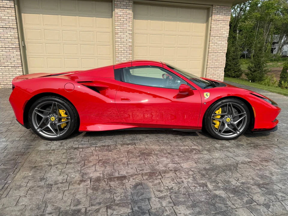 2022 Ferrari F8 Spider - Image 20 of 31