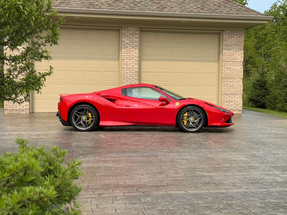 2022 Ferrari F8 Spider - Image 18 of 31