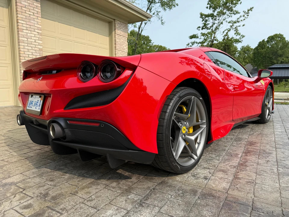 2022 Ferrari F8 Spider - Image 17 of 31
