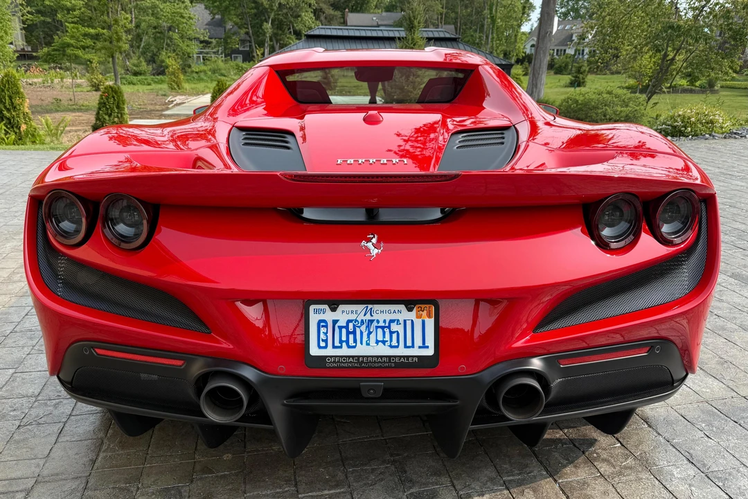 2022 Ferrari F8 Spider - Image 5 of 31