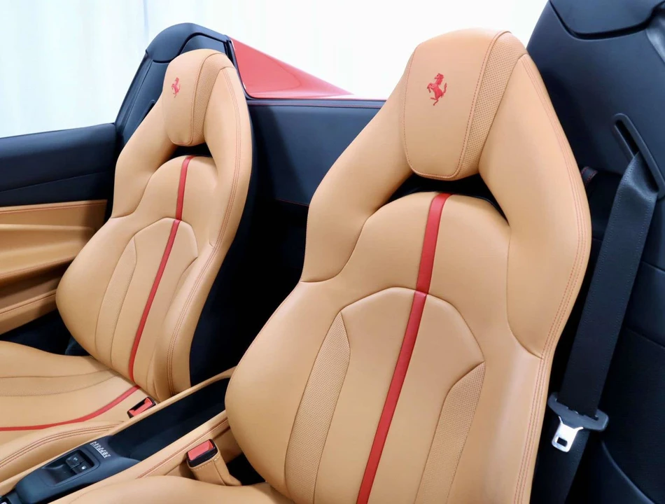 2022 Ferrari F8 Spider - Image 25 of 31