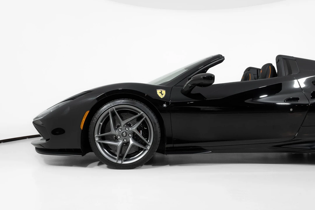 2022 Ferrari F8 Spider - Image 15 of 31