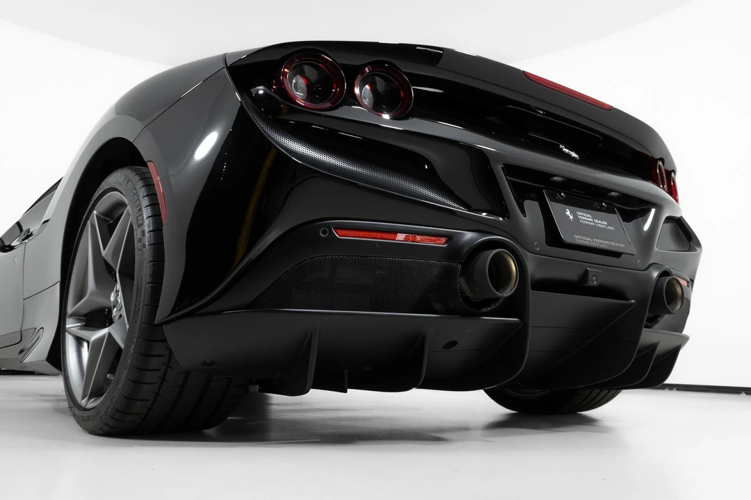 2022 Ferrari F8 Spider - Image 18 of 31