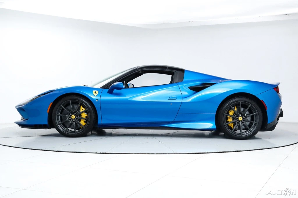 2022 Ferrari F8 Spider - Image 7 of 21