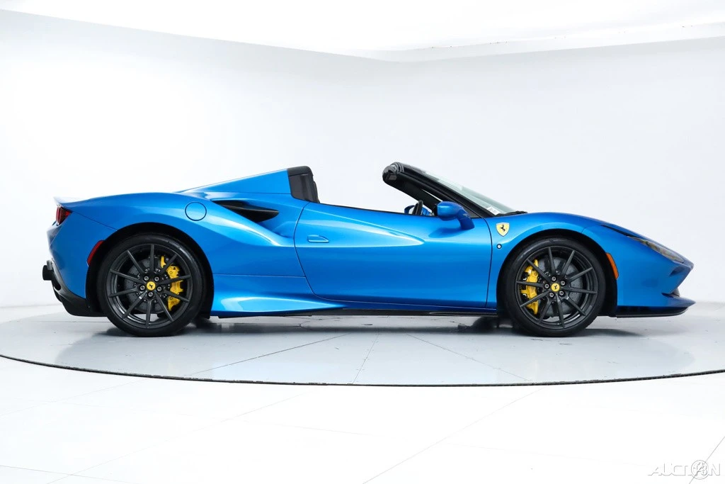 2022 Ferrari F8 Spider - Image 10 of 21