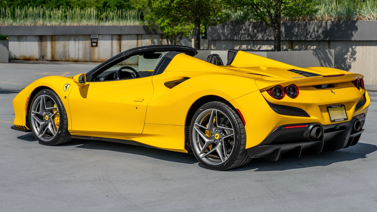2022 Ferrari F8 Spider - Image 6 of 31