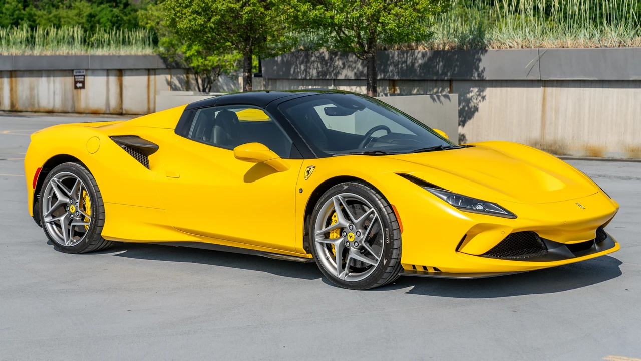 2022 Ferrari F8 Spider - Image 13 of 31