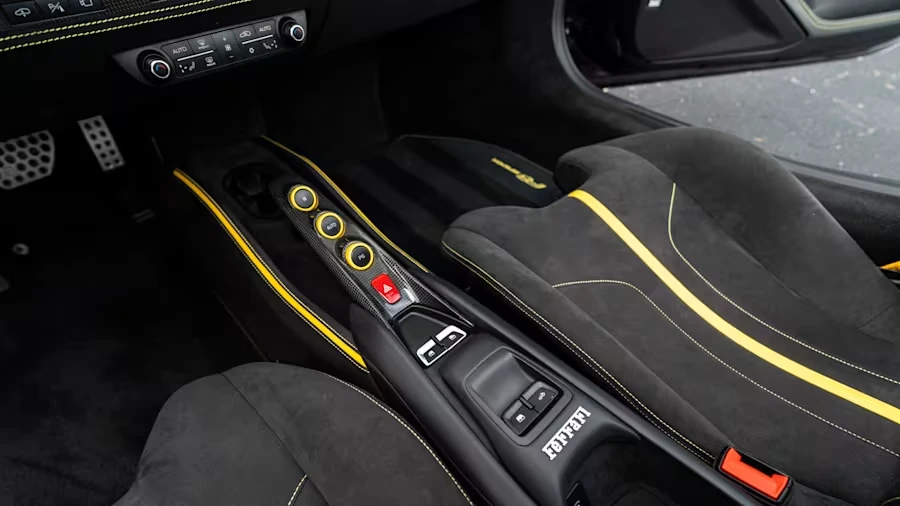 2022 Ferrari F8 Spider - Image 26 of 27