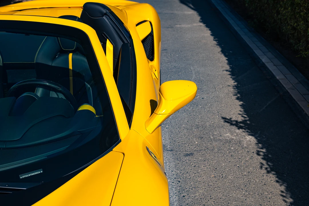2022 Ferrari F8 Spider - Image 13 of 31