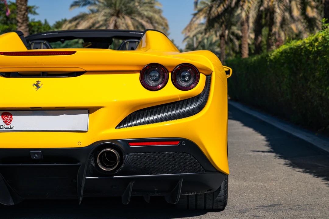 2022 Ferrari F8 Spider - Image 24 of 31