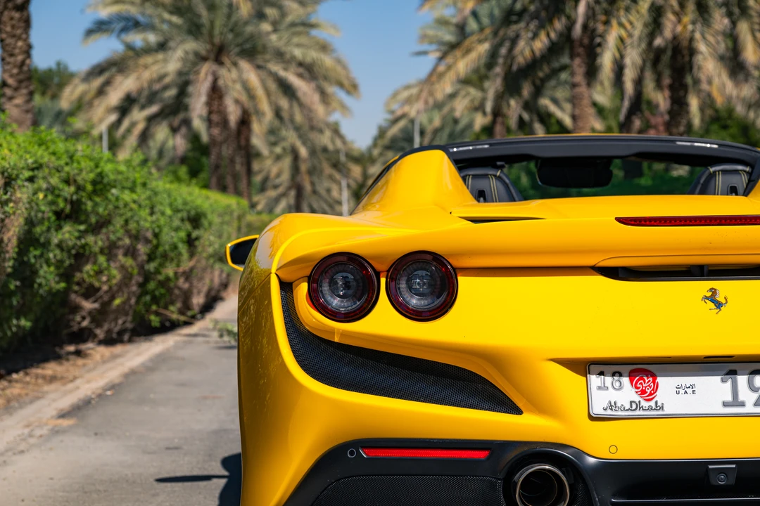 2022 Ferrari F8 Spider - Image 16 of 31