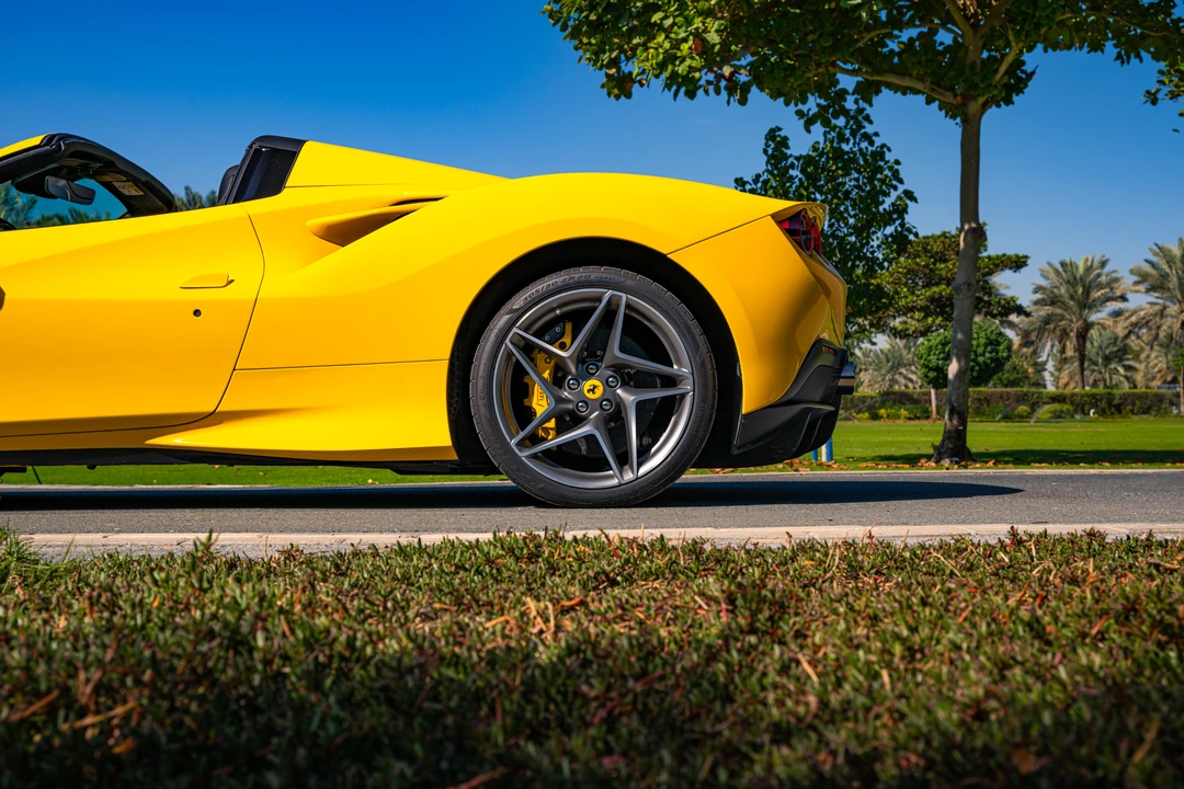 2022 Ferrari F8 Spider - Image 29 of 31