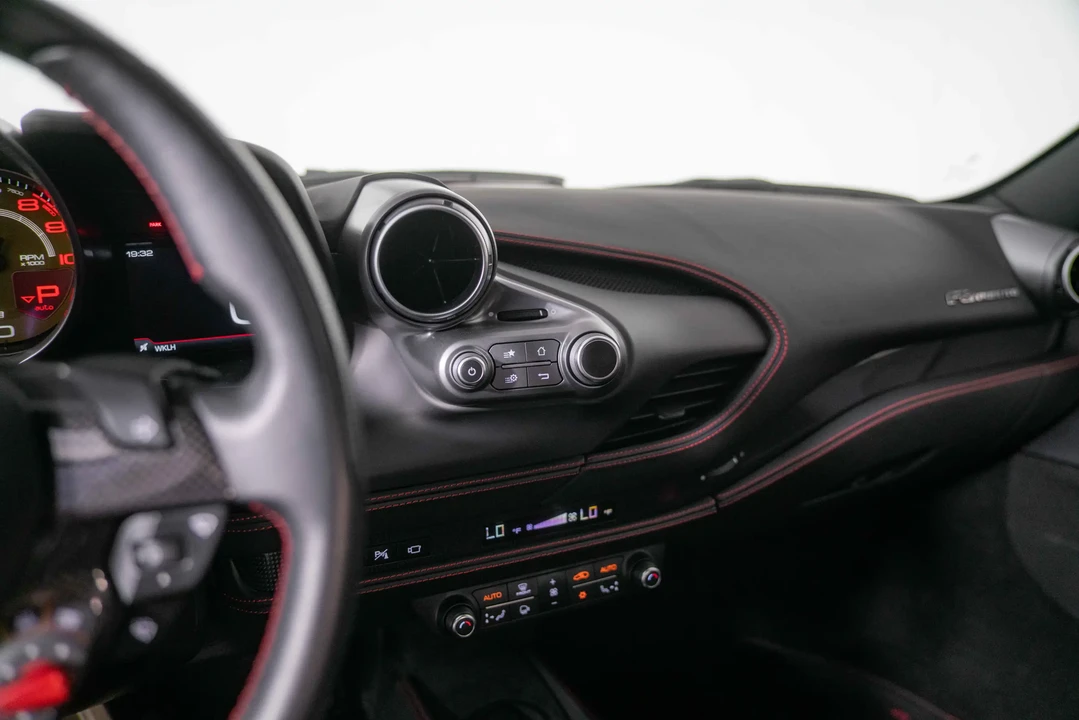 2022 Ferrari F8 Tributo - Image 23 of 31