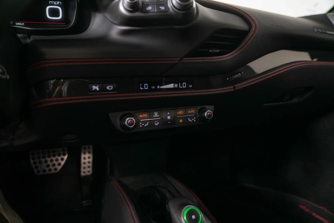 2022 Ferrari F8 Tributo - Image 24 of 31