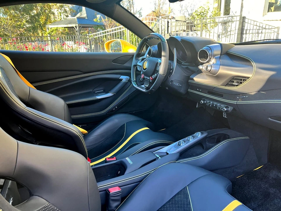 2022 Ferrari F8 Tributo - Image 18 of 21