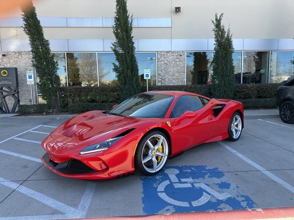 2022 Ferrari F8 Tributo - Image 9 of 12