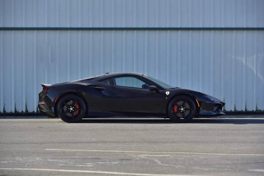 2022 Ferrari F8 Tributo - Image 16 of 31