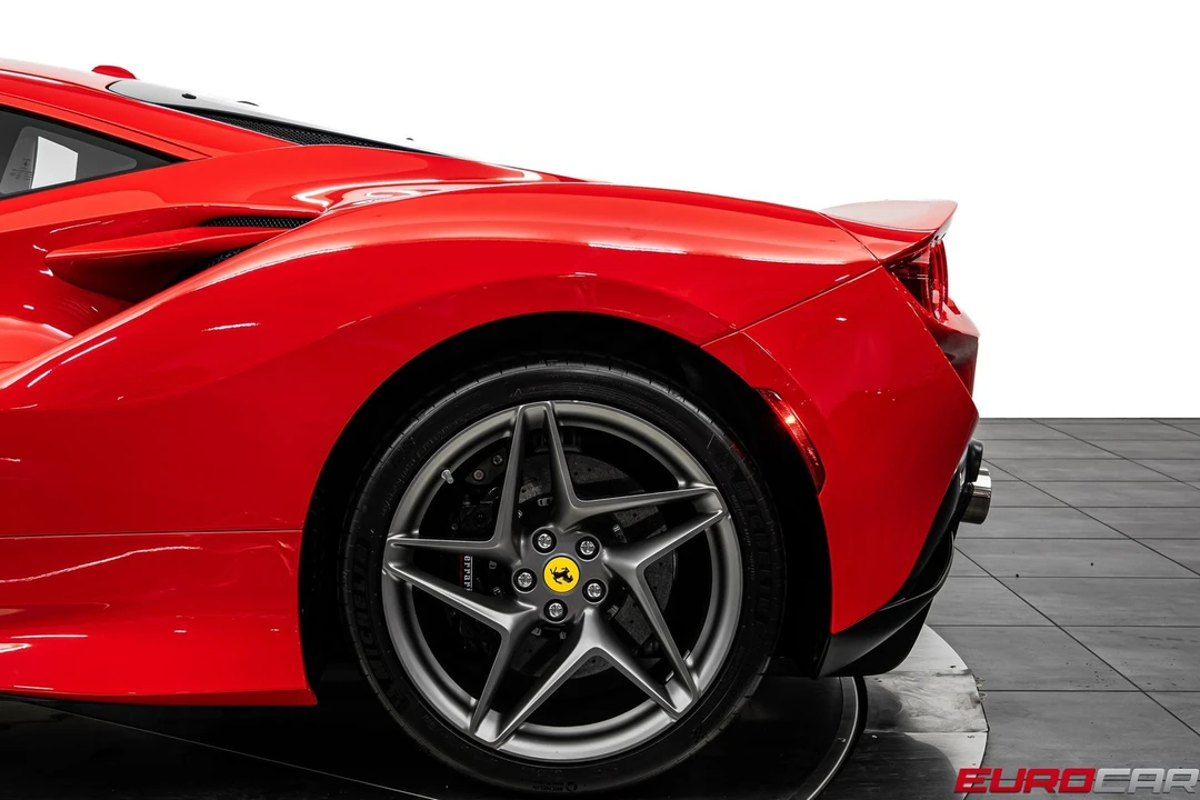 2022 Ferrari F8 Tributo - Image 17 of 31