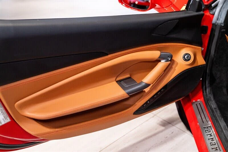2022 Ferrari F8 Tributo - Image 15 of 31