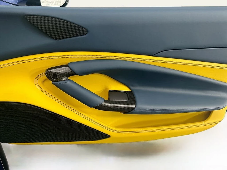 2022 Ferrari F8 Tributo - Image 22 of 31