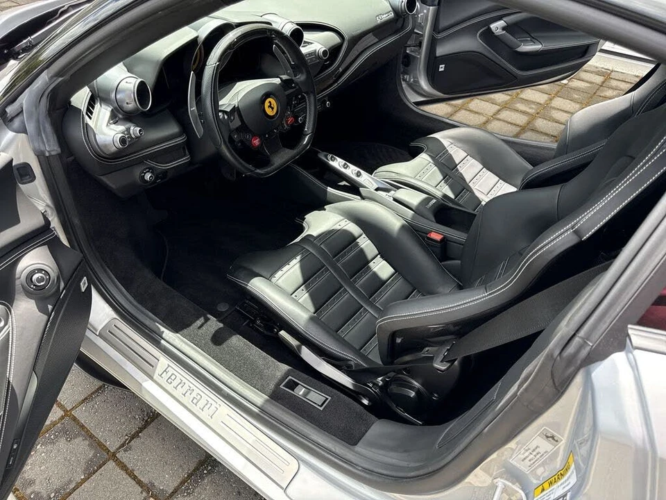 2022 Ferrari F8 Tributo - Image 29 of 31